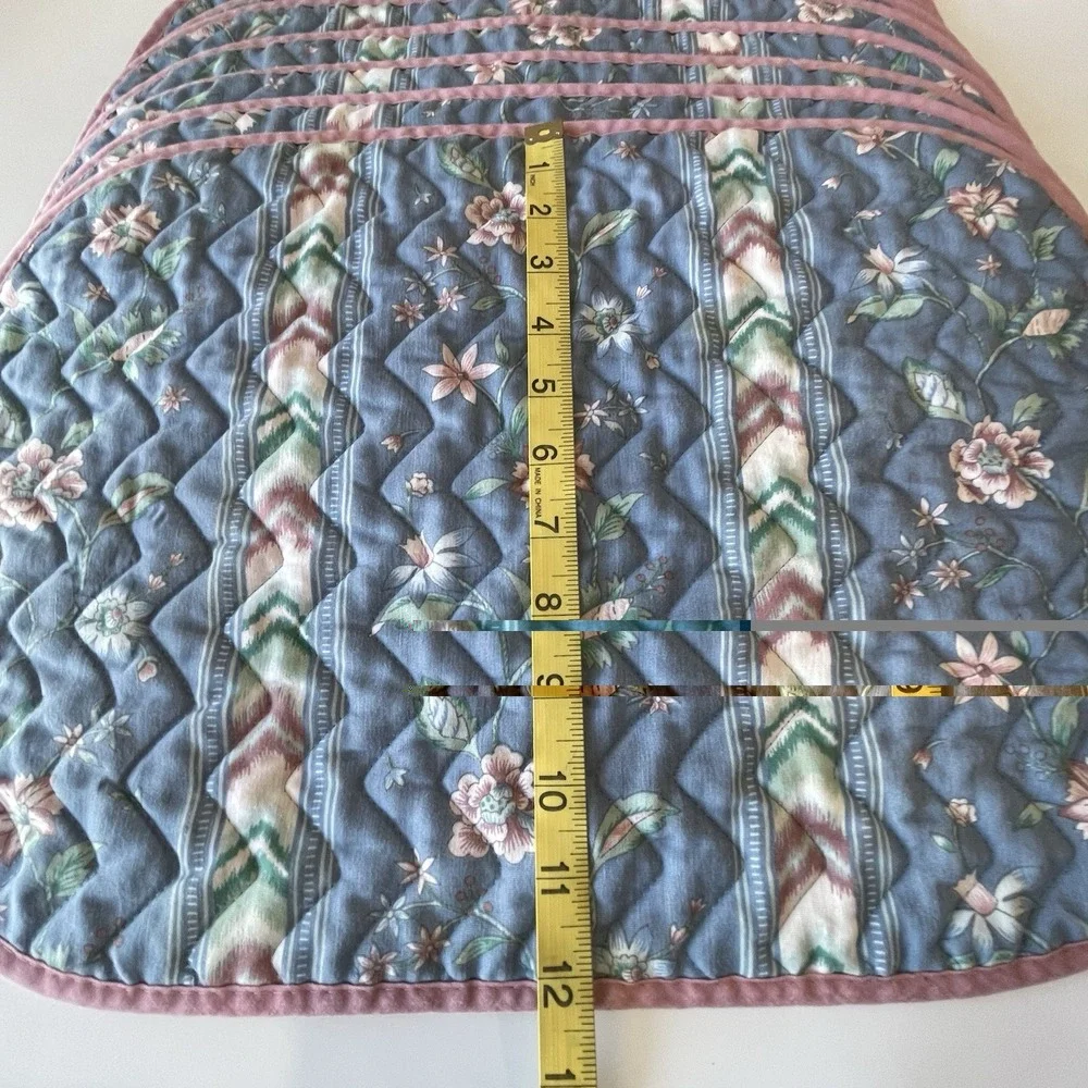 Vintage Quilted Cotton Placemats Set 8 Floral Chintz Cottagecore Farmhouse Decor